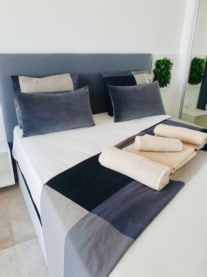 Torremolinoscari Apartment ภายนอก รูปภาพ